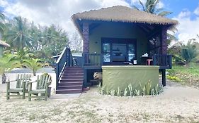 Manta-Ray Beach Units